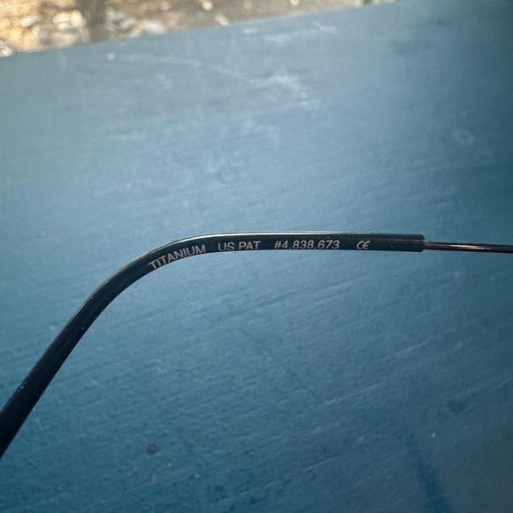 Sunglasses - Picture 2 of 5